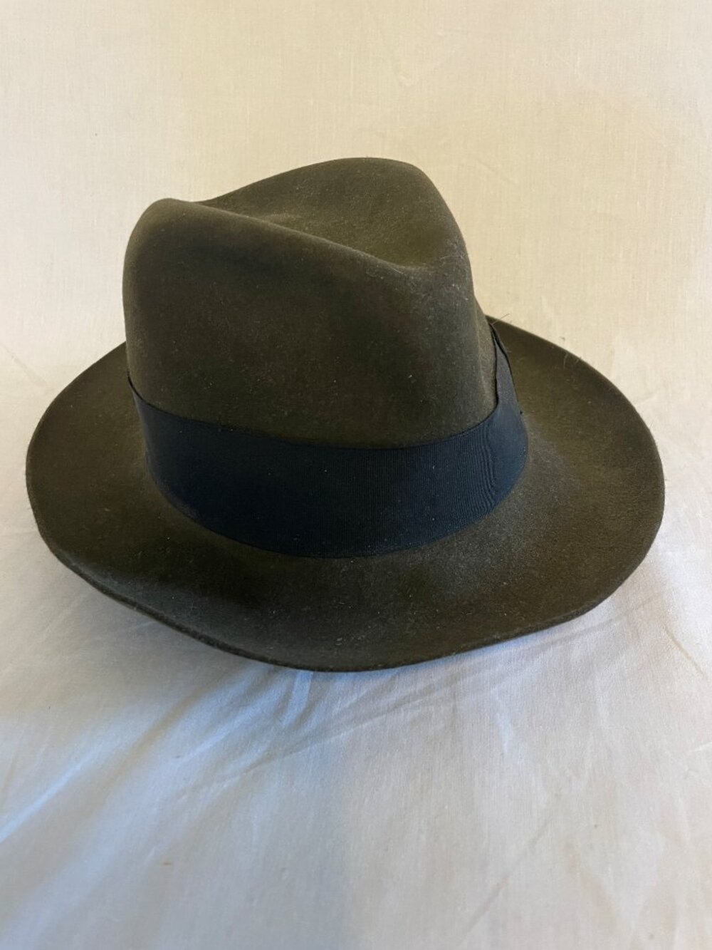 Royal De Luxe Stetson The Temple Fur Felt Fedora Hat 7 5/8